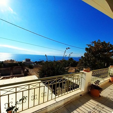 Villa "Eva" - Entire Beachfront Holiday Home - 4S Agia Marina  Exteriör bild